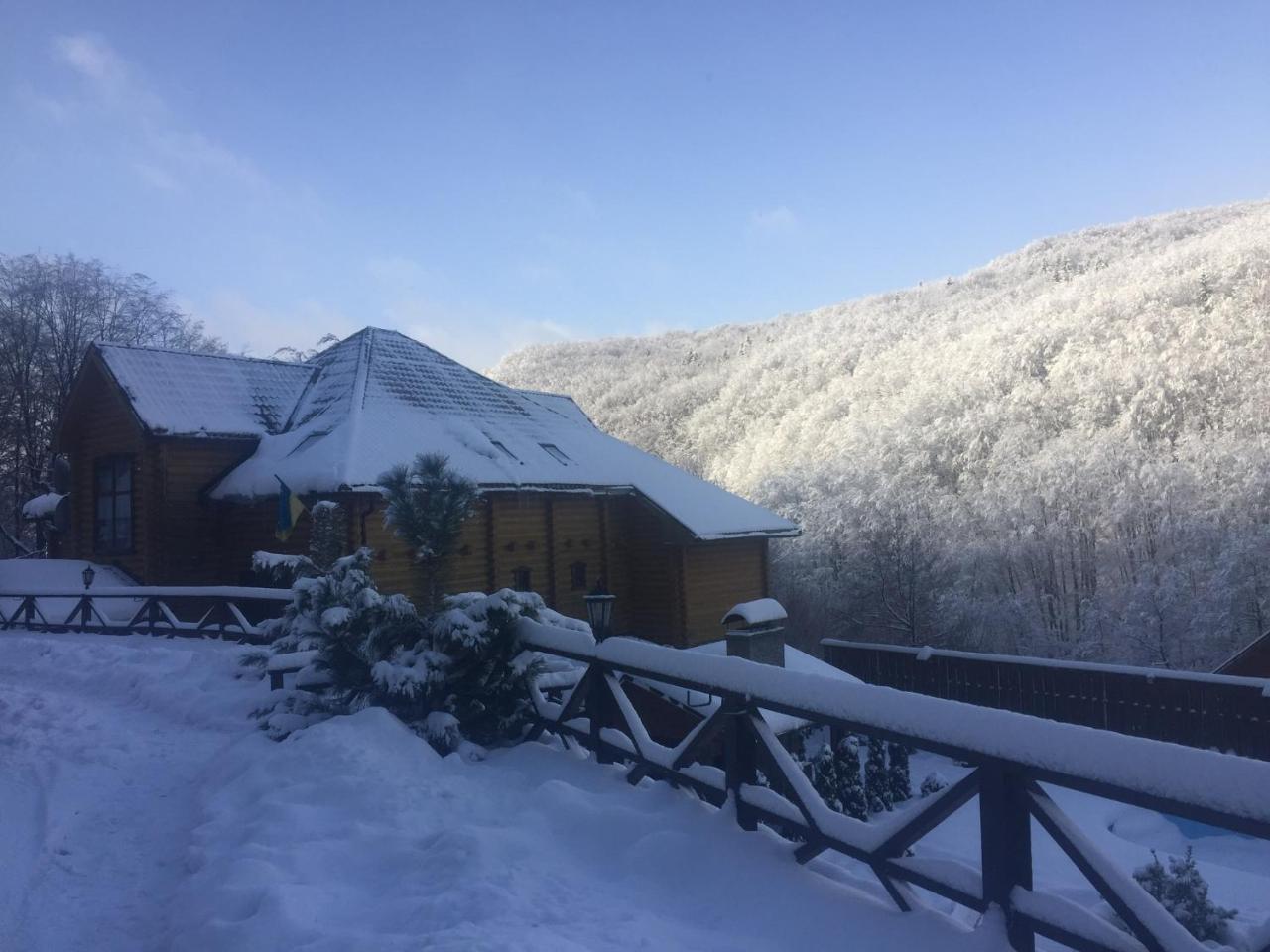 Sadyba Sribne Dzherelo Hotel Ilnytsya Buitenkant foto